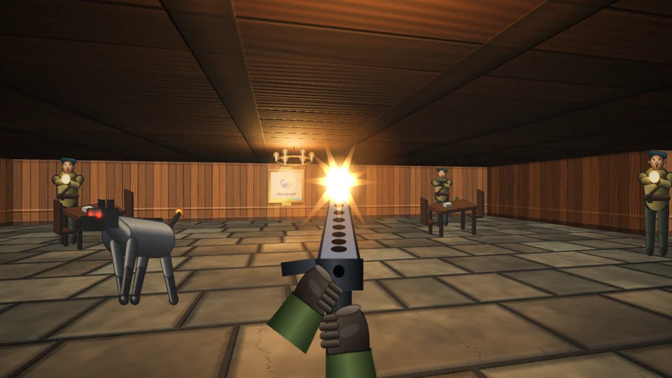 Visão em primeira pessoa de uma sala de madeira iluminada por um lustre, com um quadro HomeBrasil na parede, guardas mercenários atirando, um cão-robô avançando e a submetralhadora do herói disparando em primeiro plano.