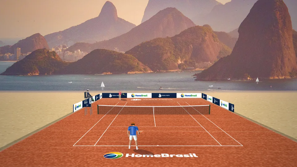 Quadra de saibro à beira-mar no Rio, com coqueiros, o Pão de Açúcar ao fundo e placas da HomeBrasil e da Pedra Forte